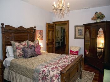Circular Manor Bed And Breakfast Saratoga Springs Exteriör bild